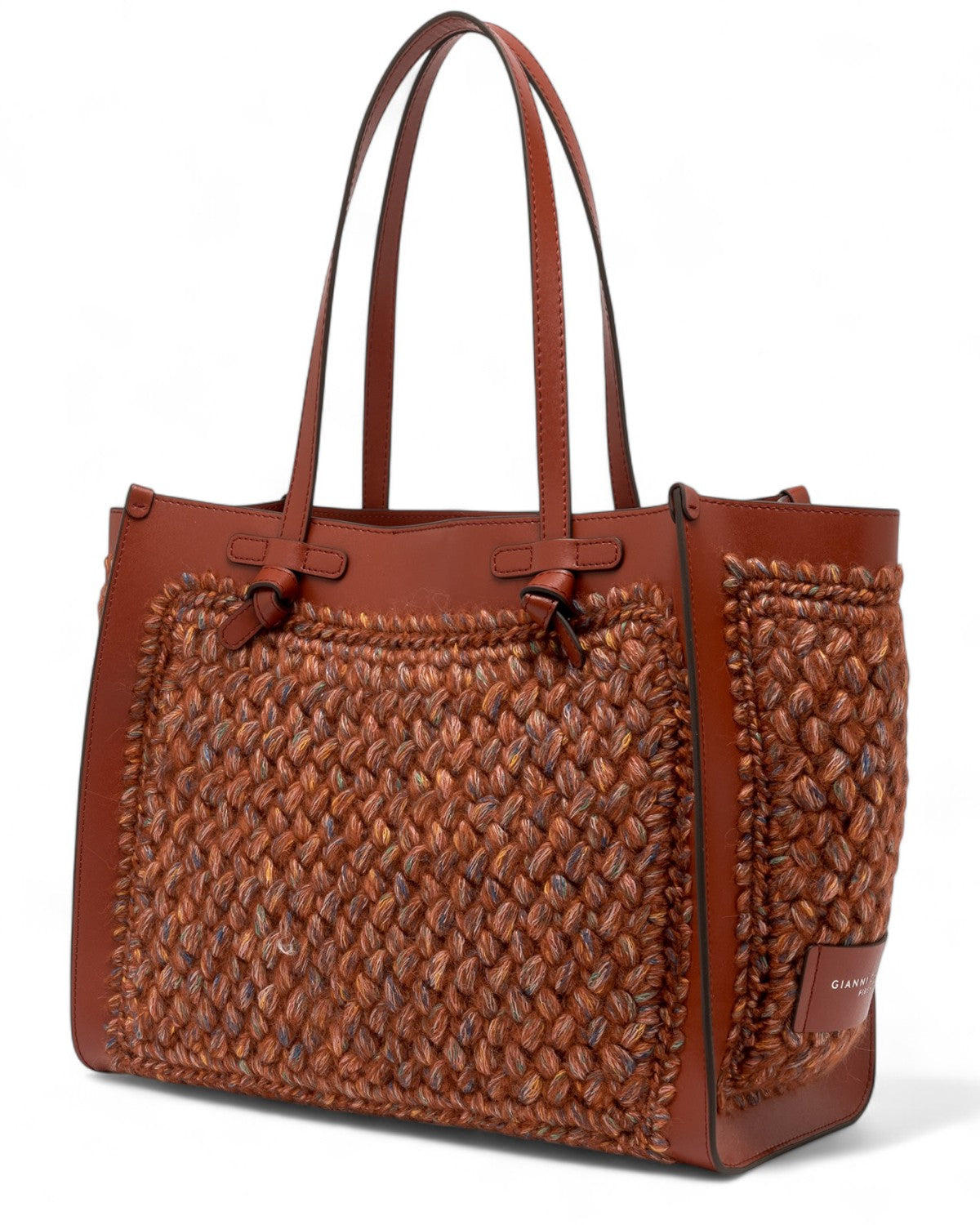 Borsa shopper Marcella in tessuto intrecciato e pelle liscia, ideale per uno stile donna raffinato e pratico nella stagione FW26.