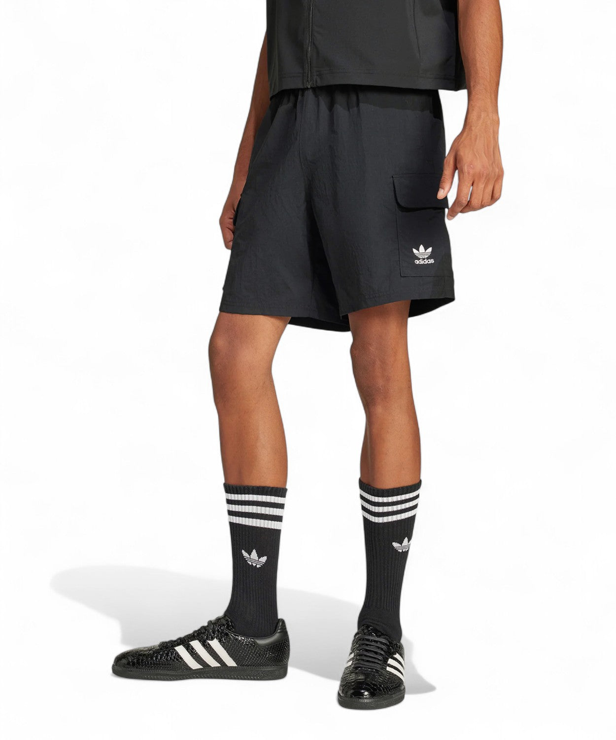 Adidas ESS WVN Pantaloncini Cargo in Poliammide-Adidas Originals-Shorts-Vittorio Citro Boutique