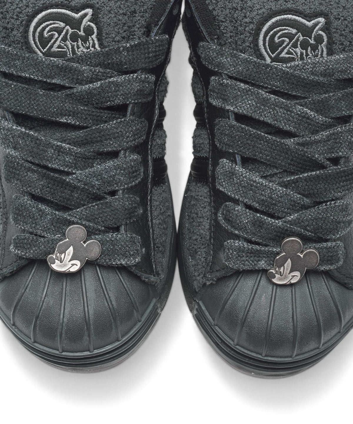Sneakers Adidas Originals x Disney Mickey Mouse Superstar ST