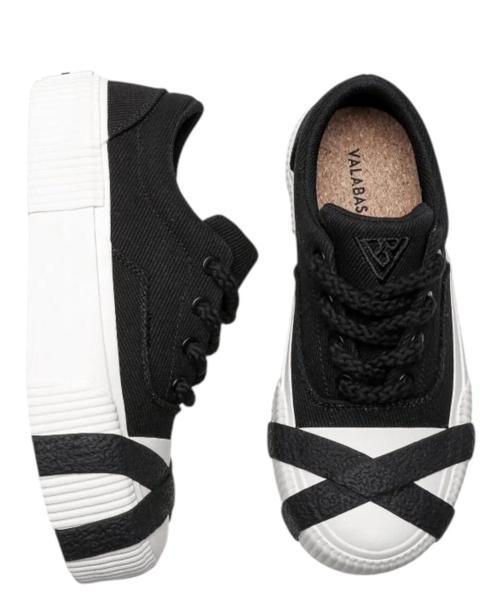 Valabasas Twisted Metal 300 Sneakers: Stile e Comfort