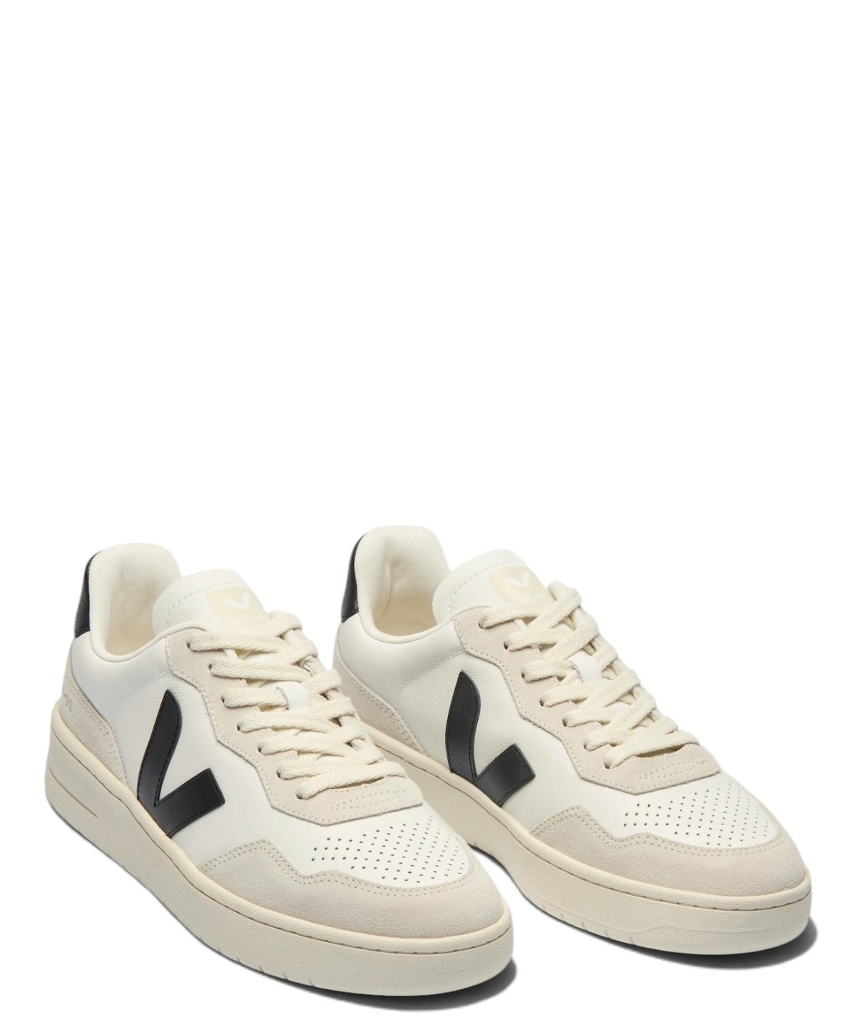 Zapatilla VEJA V-90 de cuero blanco y negro en piel