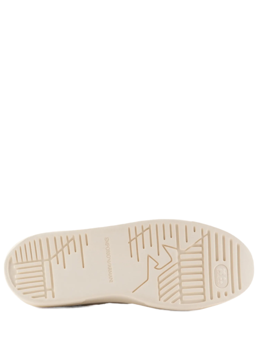 Sneakers in pelle con aquila sul back e dettagli a contrasto-Sneakers-Emporio Armani-Vittorio Citro Boutique