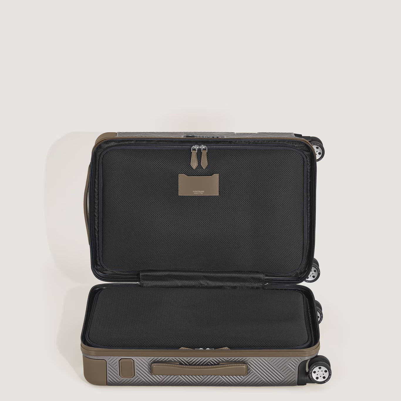 Trolley da cabina Montblanc MY4810 Extreme 3.0 argento