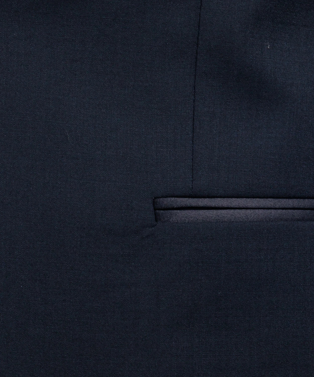 Abito Smoking Uomo - Eleganza in Fresco Lana