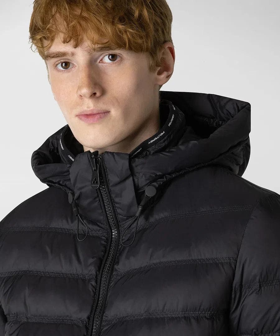 Peuterey Piumino Trapuntato Superleggero Eleganza e Funzionalità