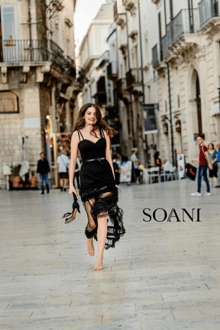 SOANI - Abito lungo nero con stola - Vittorio Citro Boutique