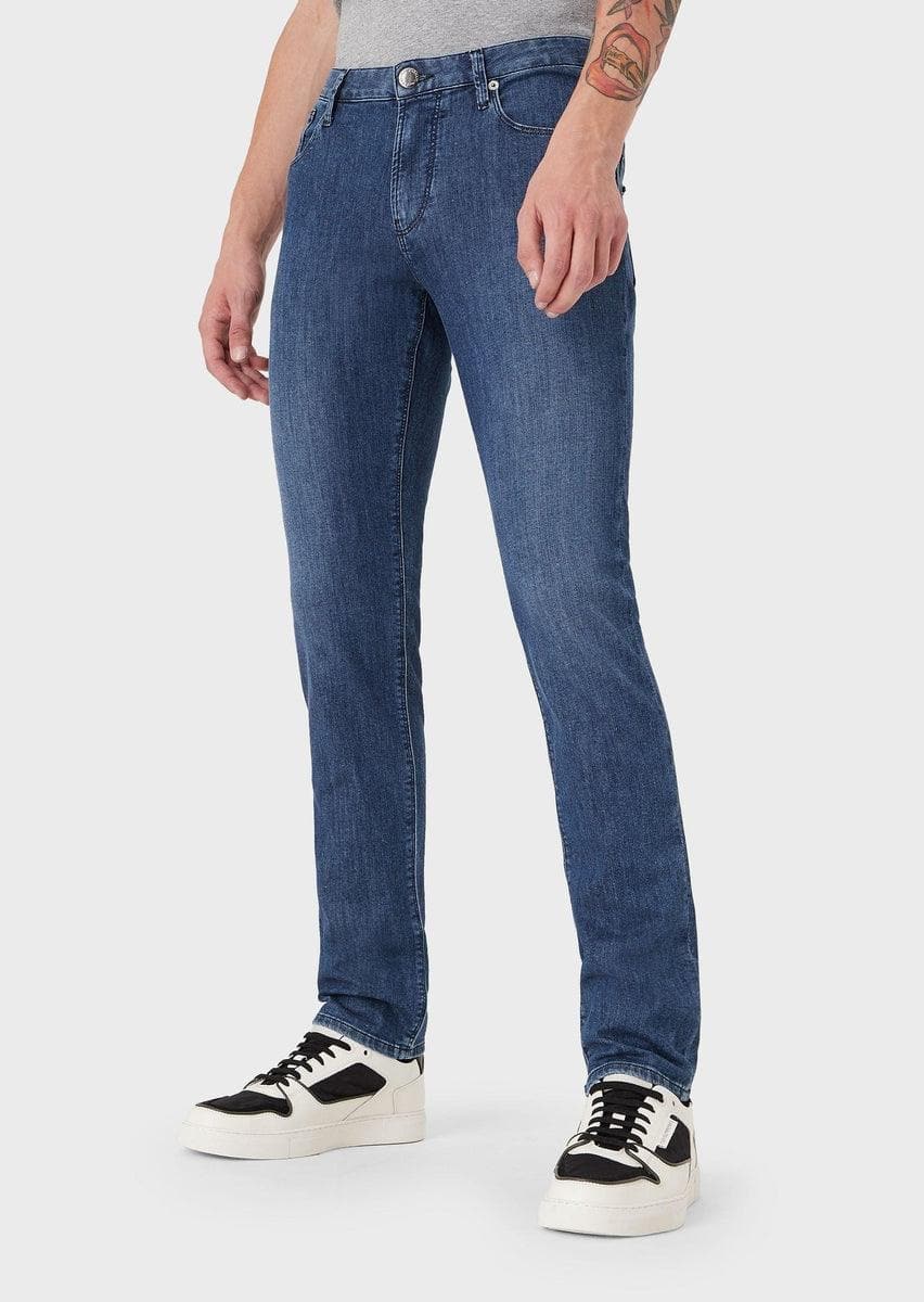 EMPORIO ARMANI - Jeans J06 slim fit in denim light wash - Vittorio Citro Boutique